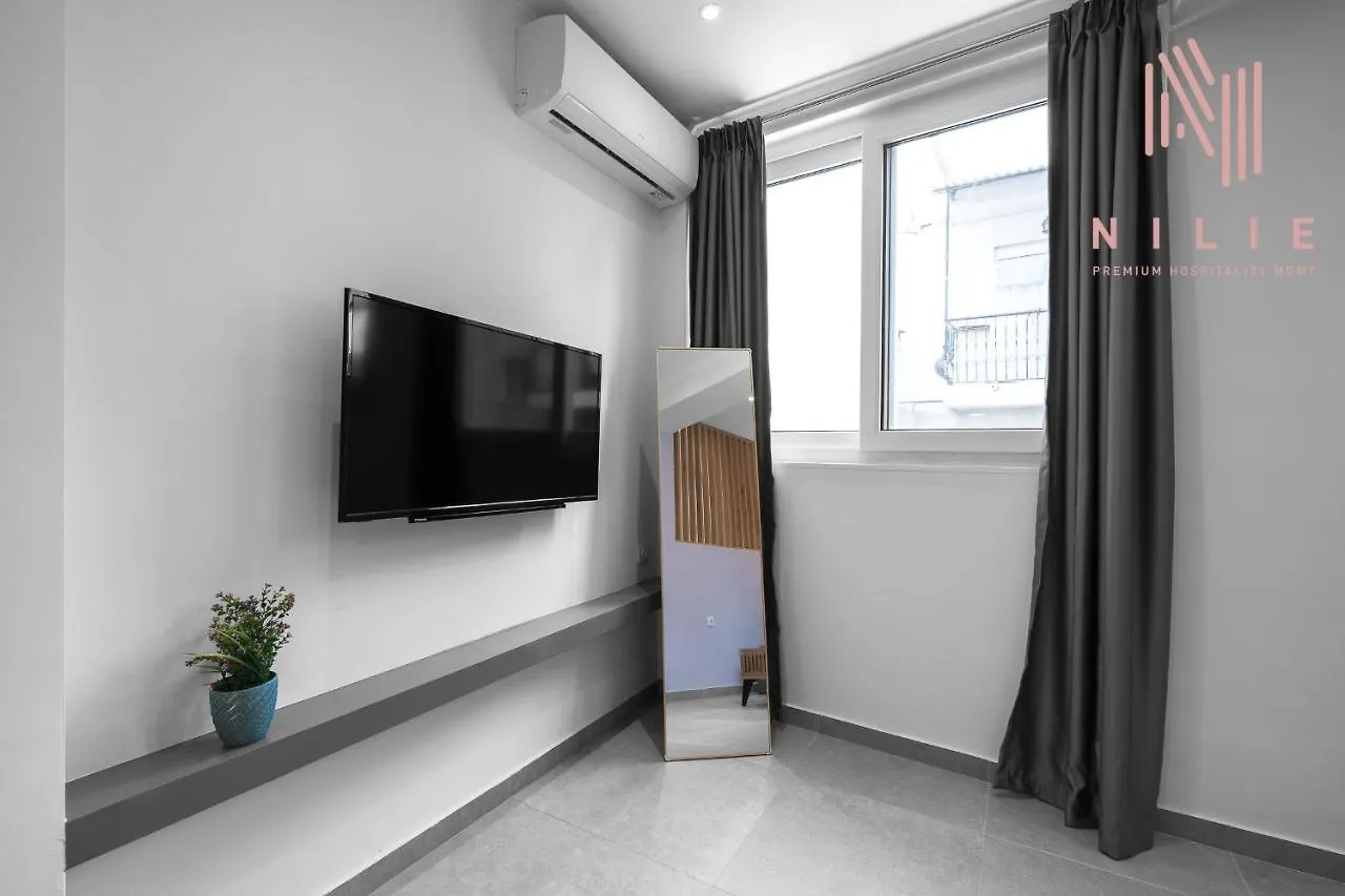 Bourn, Nilie Hospitality Mgmt Apartment Salonic 0*,  Grecia
